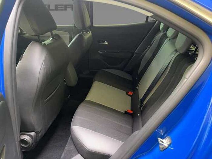 Opel Mokka Navigation Einparkhilfe Carplay Kamera uvm.