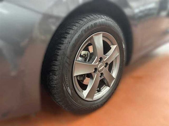 Mazda 2 1.5 SKYACTIV-G 90 Kizoku Klima, Kamera, Sitzheizung