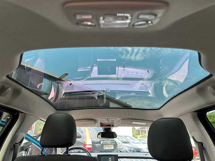 Citroen C4 Cactus 1.2 Keyless Kamera PDC Navi Bluetooth