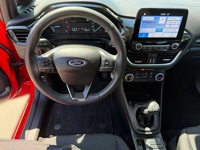 Ford Focus Fiesta 1.1 Cool&Connect *wenig KM*