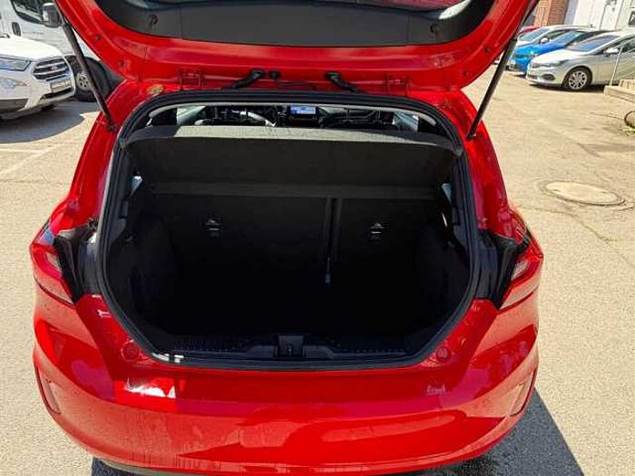 Ford Focus Fiesta 1.1 Cool&Connect *wenig KM*