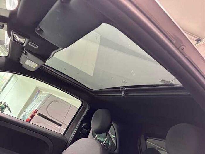 Fiat 500 1.0 GSE Klimaautomatik Panoramadach Navi PDC hinten