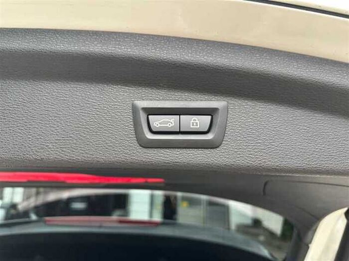 BMW X2 20d M-Paket Kamera HUD ACC AHK LED