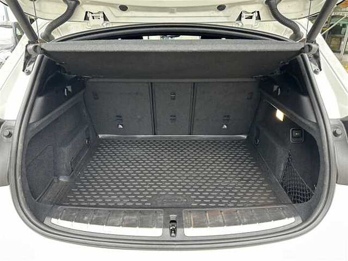BMW X2 20d M-Paket Kamera HUD ACC AHK LED