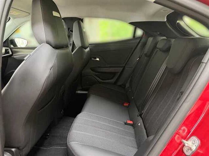 Opel Mokka Elegance 1.2 Kamera PDC SHZ LHZ