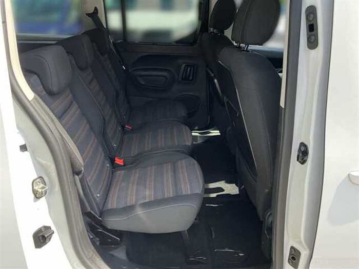 Opel Combo Life 1.2T AT8 Innovation XL Navi Sitzheizung PDC Kamera Head-Up