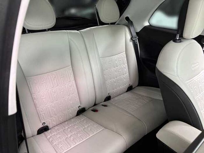 Fiat 500e La Prima PDC Kamera LED Navi Abstandstempomat