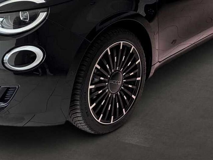 Fiat 500e La Prima PDC Kamera LED Navi Abstandstempomat