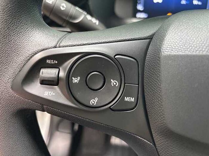 Opel Corsa 1.2 PDC Rückfahrkamera Klimaanlage LED