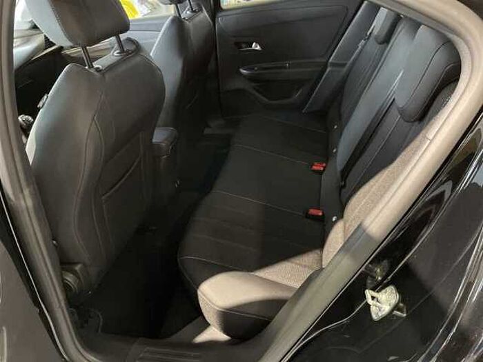 Opel Mokka 1.2T Elegance Navi, Sitzheiz., Klima,