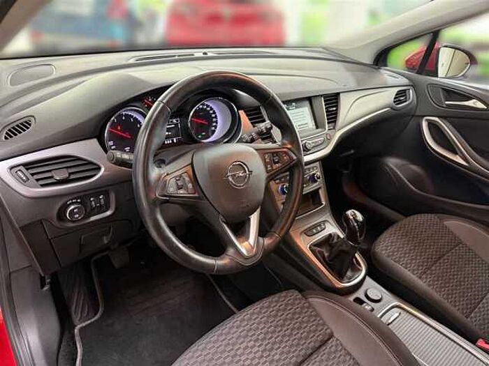 Opel Astra Edition 1.2 Navi Kamera PDC SHZ LHZ 145 PS