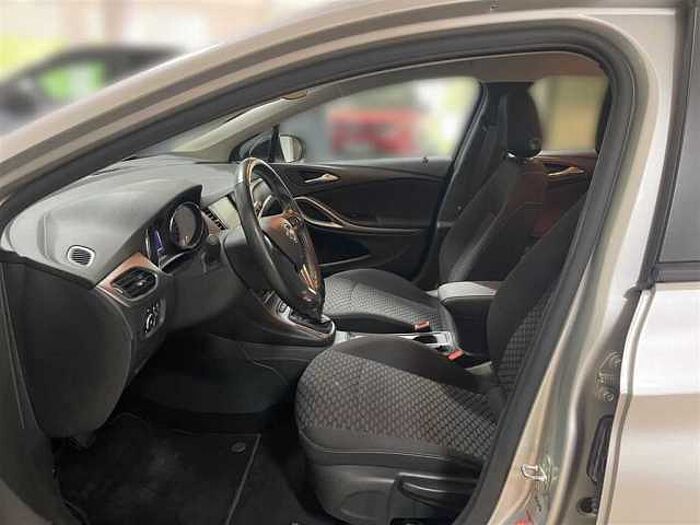 Opel Astra ST 1.2T Navi PDC SHZ LHZ