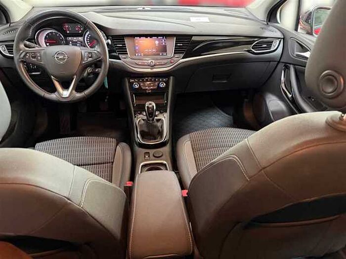 Opel Astra Elegance 1.2 Kamera PDC SHZ LHZ AHK