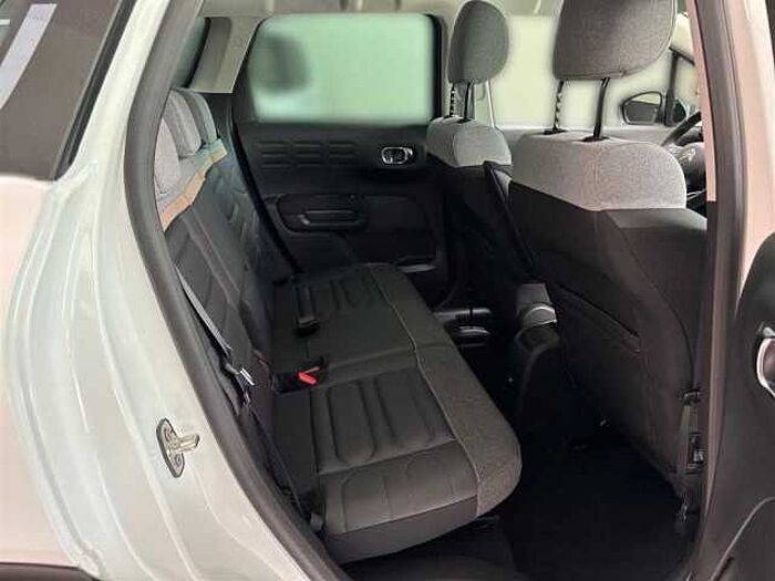 Citroen C3 Aircross PT 1.2 Automatik PDC Kamera Sitzheizung LED Navi
