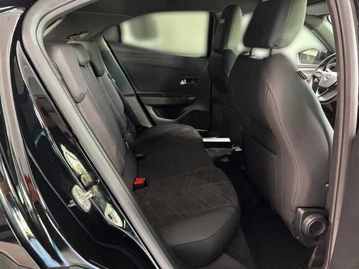 Opel Mokka Ultimate1.2 Alcantara Kamera Sitzheizung LED Navi
