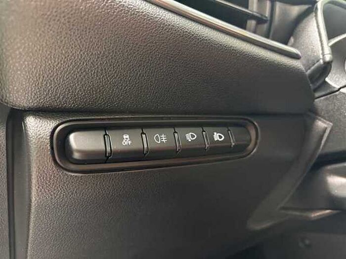 Fiat 500e Klimaanlage Tempomat Verkehrsschilderkennung