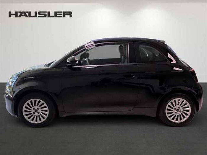 Fiat 500e Klimaanlage Tempomat Verkehrsschilderkennung