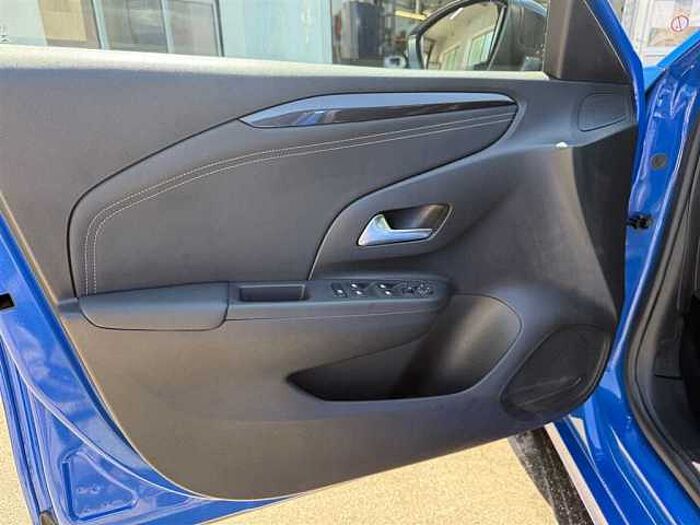 Opel Corsa Elegance *Klimaautomatik* *SHZ* *PDC* *CarPlay* uvm.