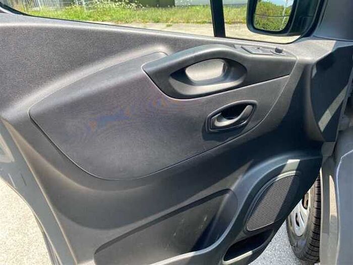 Fiat Talento 1.6 Klima Kamera PDC AHK 9 Sitze