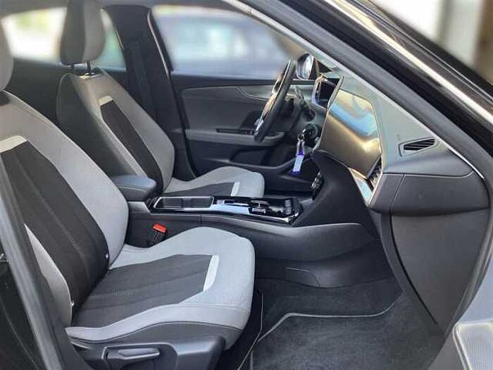 Opel Mokka 1.2T AT Elegance LED PDC Kamera Navi Sitz+Lenkradheizung