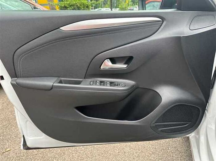 Opel Corsa, GS, 1.2 Beheizbares Lederlenkrad,LED-Nebelscheinwerfer,Klimatisierungsau