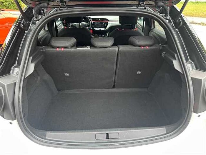 Opel Corsa, GS, 1.2 Beheizbares Lederlenkrad,LED-Nebelscheinwerfer,Klimatisierungsau