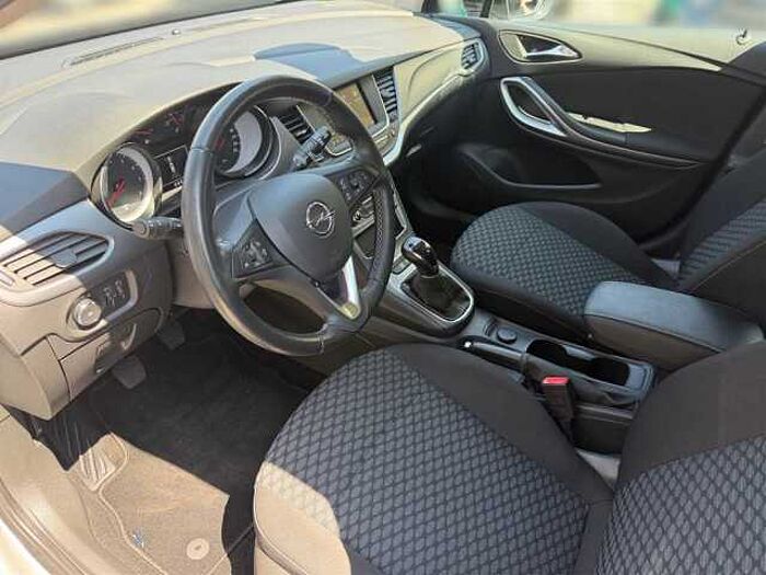Opel Astra 1.2T Edition LED PDC Sitz+Lenkradheizung Klimaautomatik