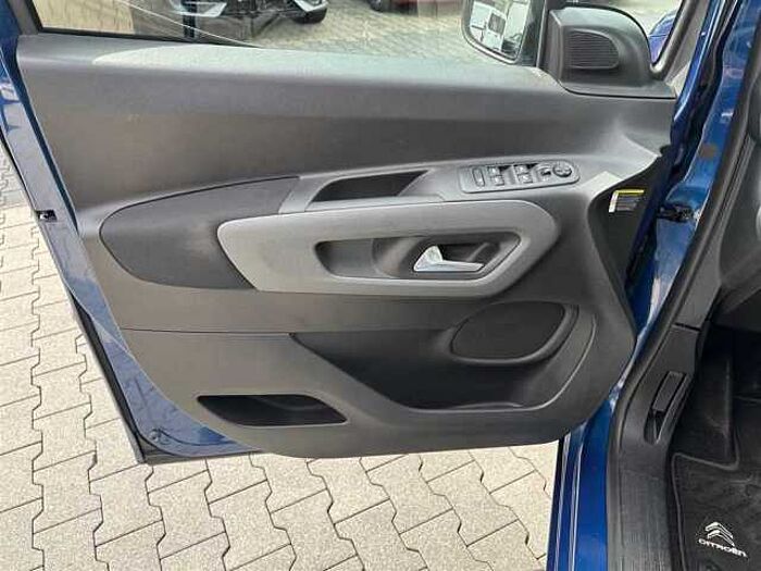Citroen Berlingo Shine Navi DAB Klima&Sicht Paket Sicherheits-Paket uvm.