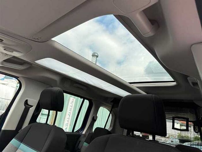 Citroen Berlingo Shine Navi DAB Klima&Sicht Paket Sicherheits-Paket uvm.