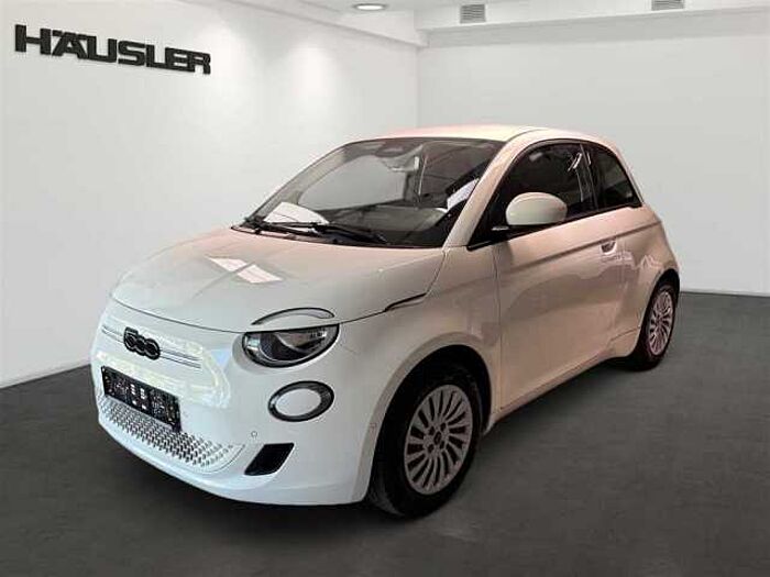 Fiat 500e PDC Rückfahkamera Sitzheizung KeyLess Navi