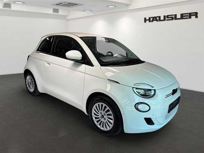 Fiat 500e PDC Rückfahkamera Sitzheizung KeyLess Navi