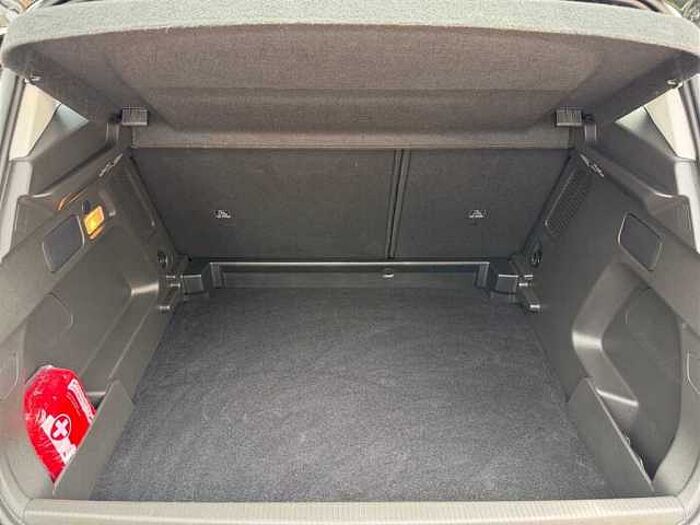 Opel Grandland X Enjoy 1.2 Ganzjahresreifen Navi CarPlay PDC Isofix Bluetooth Klima