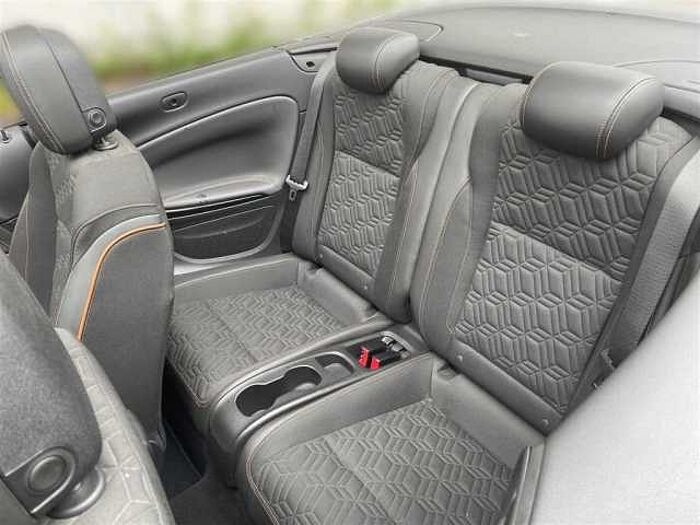 Opel Cascada 1.4 Turbo Innovation PDC Klimaautomatik elektrisches Verdeck Sitz-u.Lenk