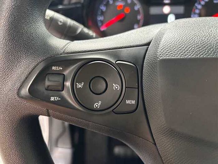 Opel Corsa 1.2 PDC hinten Klima LED Verkehrsschilderkennung