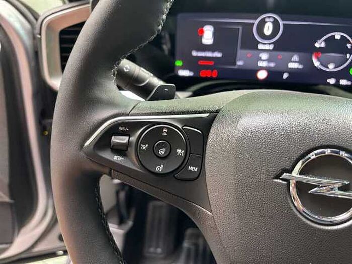 Opel Mokka GS 1.2 Automatik Kamera Winterpaket LED Navi