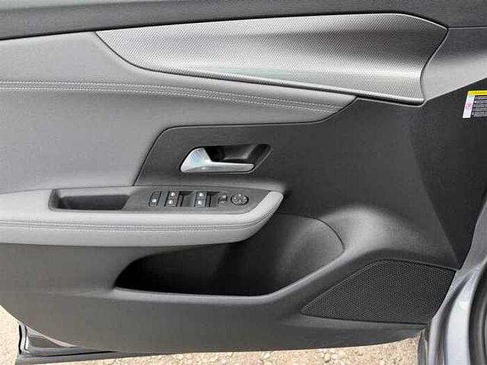 Opel Mokka Elegance 1.2 Navi Kamera PDC Sitz-u.Lenkradheizung Isofix Bluetooth CarPl