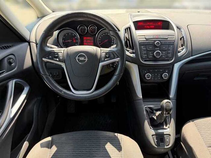 Opel Zafira Tourer 1.4 drive PDC Sitzh-u.Lenkradheizung Bluetooth Klimaautomatik Iso