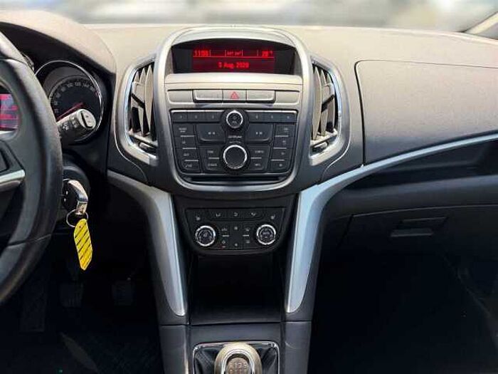 Opel Zafira Tourer 1.4 drive PDC Sitzh-u.Lenkradheizung Bluetooth Klimaautomatik Iso