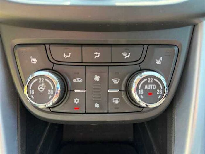 Opel Zafira Tourer 1.4 drive PDC Sitzh-u.Lenkradheizung Bluetooth Klimaautomatik Iso
