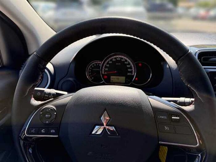 Mitsubishi Space Star 1.2 Select+ Black Kamera SHZ Isofix CarPlay Ganzjahresreifen 2500 km