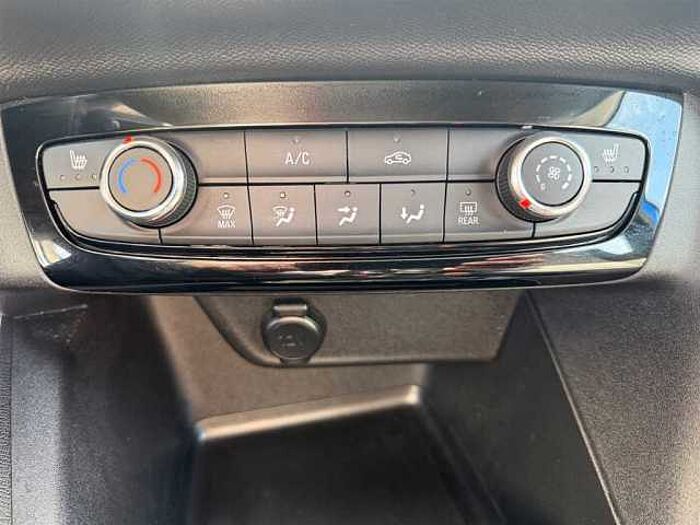 Opel Corsa Edition 1.2 PDC LED Sitz-u.Lenkradheizung Bluetooth Klima Lichtsensor Is