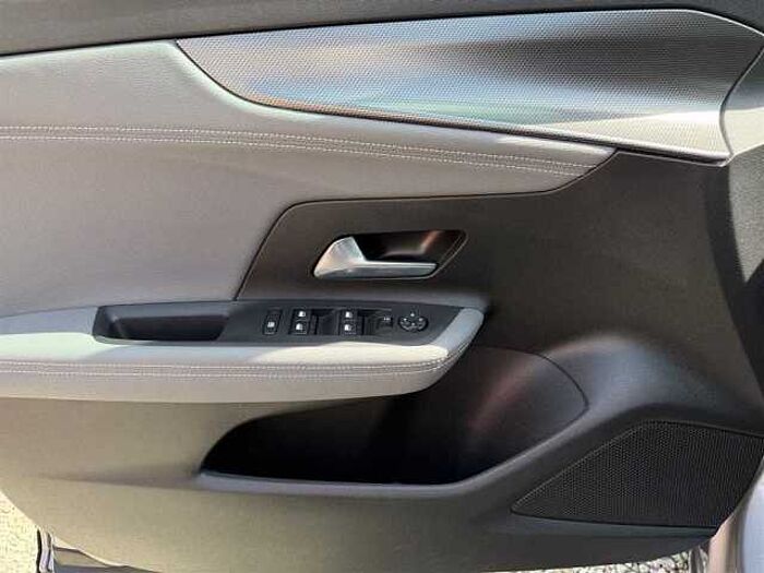 Opel Mokka Elegance 1.2 Kamera PDC Keyless Sitz-u. Lenkradheizung CarPlay Isofix Lich
