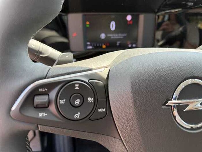 Opel Mokka Elegance 1.2 Kamera PDC Keyless Sitz-u. Lenkradheizung CarPlay Isofix Lich