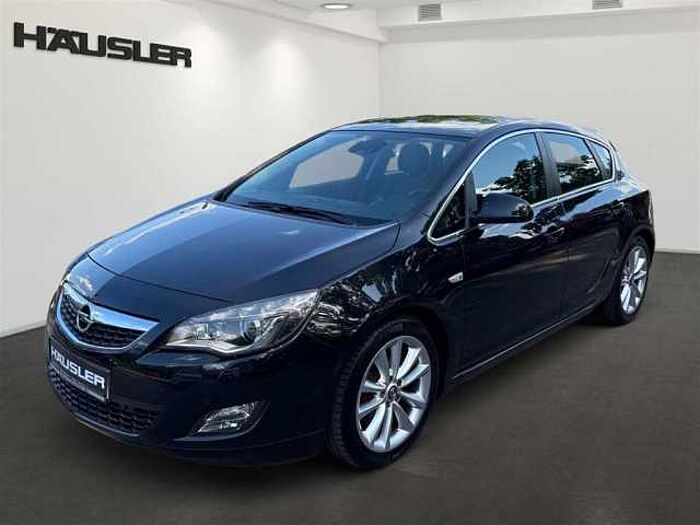 Opel Astra J 1.6T Innovation OPC Leder Schiebedach Infinity VOLL!