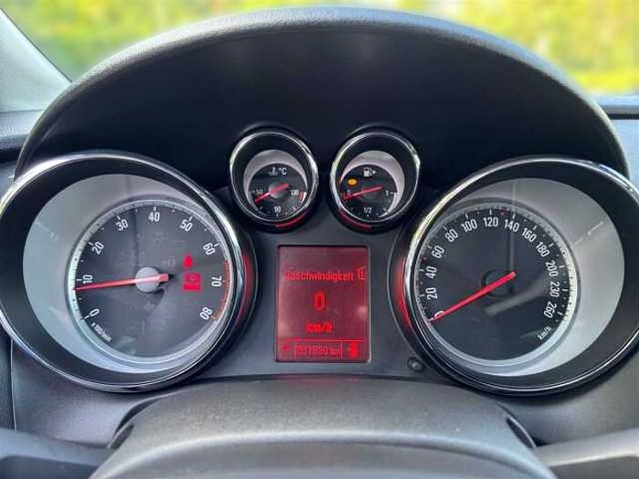 Opel Astra J 1.6T Innovation OPC Leder Schiebedach Infinity VOLL!