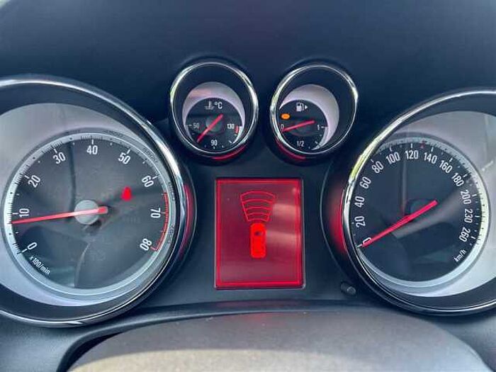 Opel Astra J 1.6T Innovation OPC Leder Schiebedach Infinity VOLL!