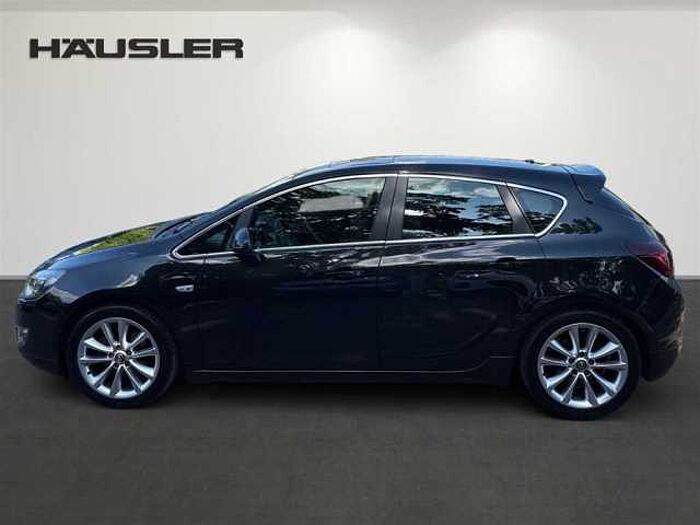 Opel Astra J 1.6T Innovation OPC Leder Schiebedach Infinity VOLL!