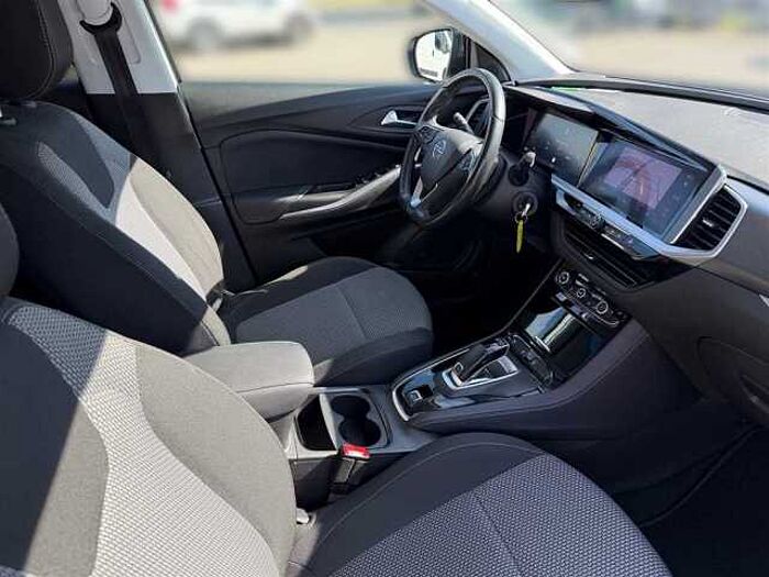 Opel Grandland X 1.2 Business Edition Navi Kamera PDC Sitz-u.Lenkradheizung Parkassi