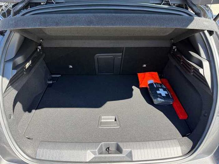 Opel Astra 5-Türer GS 1.2 Navi 360°Kamera Sitz-u. Lenkradheizung PDC Keyless Isofix