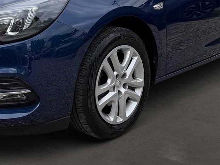 Opel Astra Sports Tourer Edition 1.2 Navi Sitz-u.Lenkradheizung Kamera PDC Isofix Tem